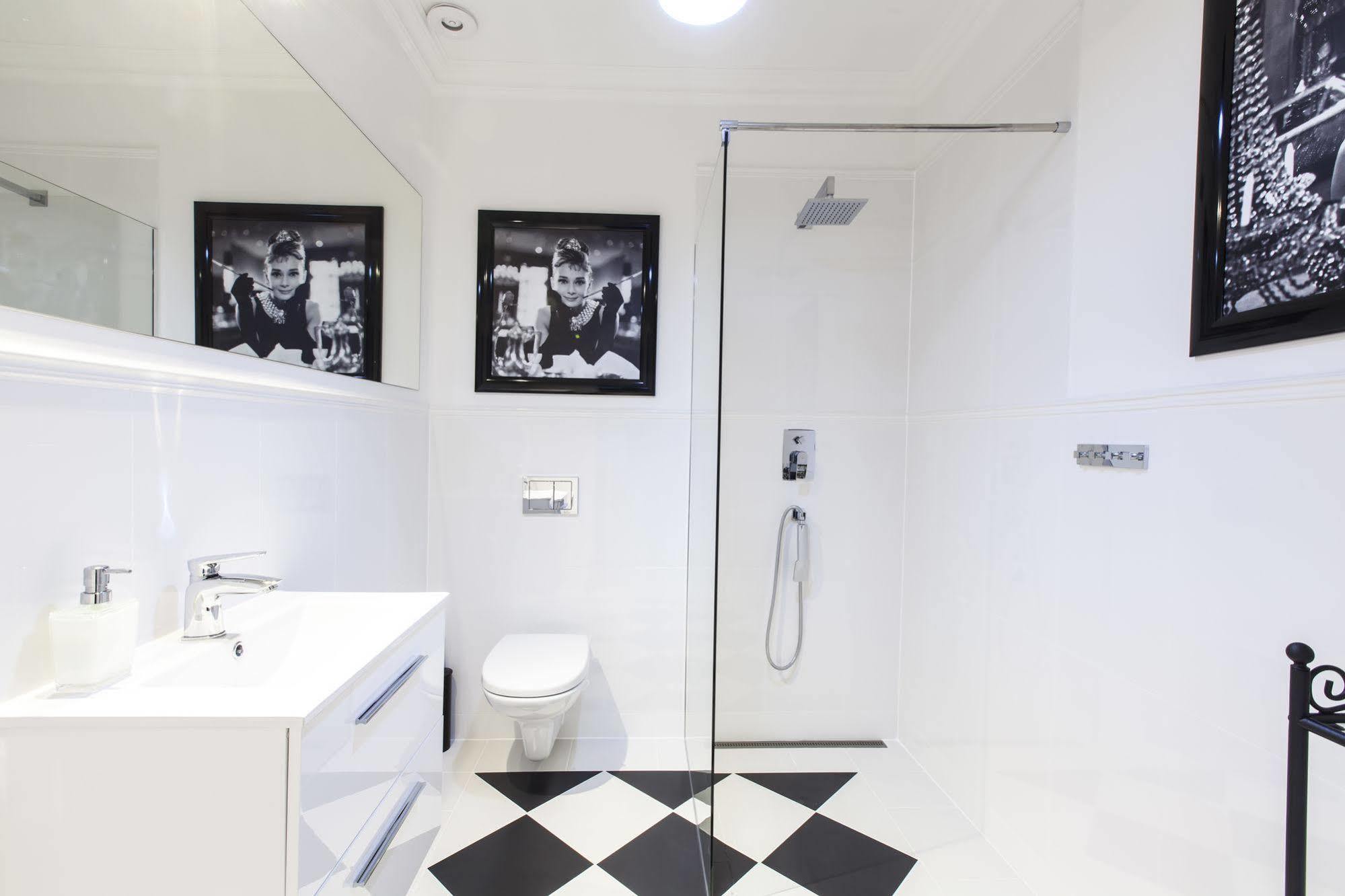 Homewell Apartments Stara Piekarnia Познан Екстериор снимка
